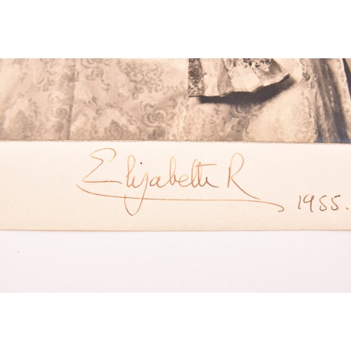 292 - A pair of signed photographs of Queen Elizabeth II and Prince Philip the Duke of Edinburgh, both sig... 