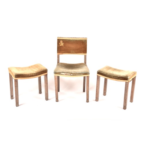 291 - A George VI limed oak and velvet upholstered 1937 Coronation chair and a pair of coronation stools, ... 