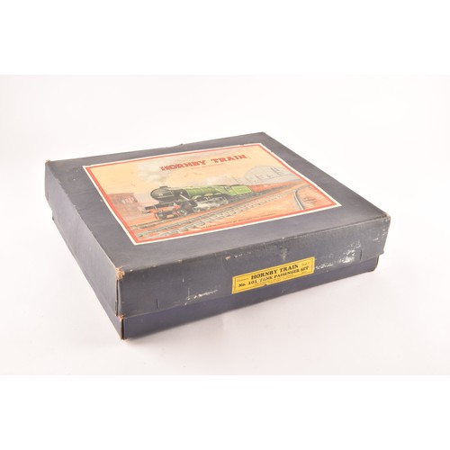 303 - A vintage boxed Hornby Train clockwork O gauge No 101 Tank Passenger Set made by Meccano Ltd Liverpo... 