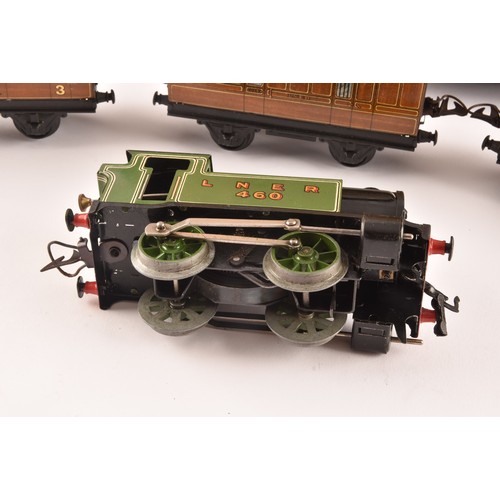 303 - A vintage boxed Hornby Train clockwork O gauge No 101 Tank Passenger Set made by Meccano Ltd Liverpo... 