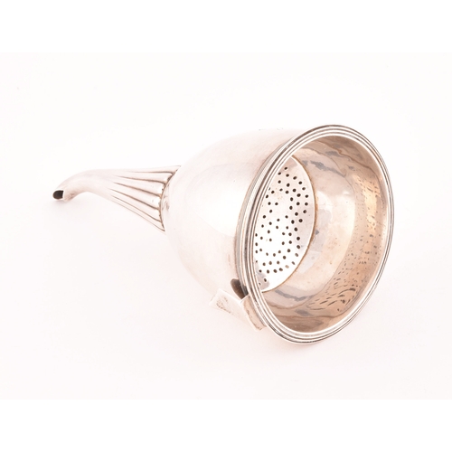 199 - George III silver wine funnel, hallmarked London 1804 by William Allen, with removable strainer, ree... 