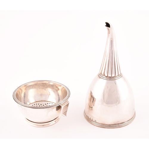 199 - George III silver wine funnel, hallmarked London 1804 by William Allen, with removable strainer, ree... 