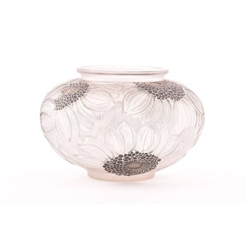 282 - René Lalique (French, 1860-1945) A Dahlias vase, Marcilhac number 938, designed in 1923, in clear, f... 