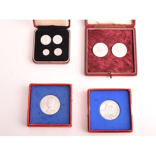 101 - Commemorative Medals, two cased British Historical Medals, Victoria (1837-1901), Diamond Jubilee, 18... 