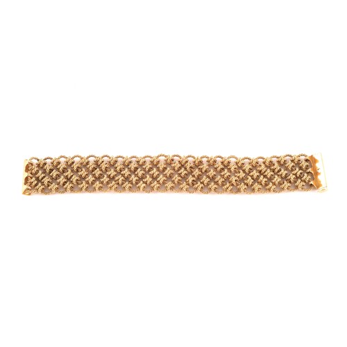 1 - A 18ct yellow gold mesh link bracelet, full English hallmarks with French import mark, maker's mark ... 