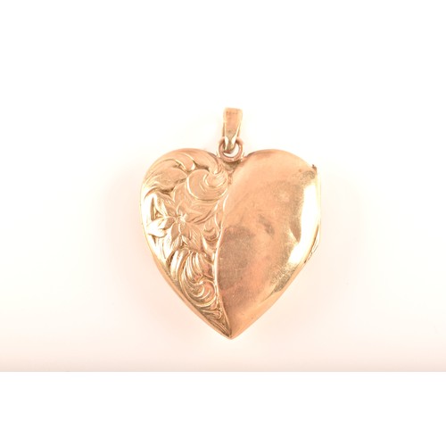 44 - A small group of 9ct gold items, including a heart shape locket, a signet ring, an engraved single  ... 