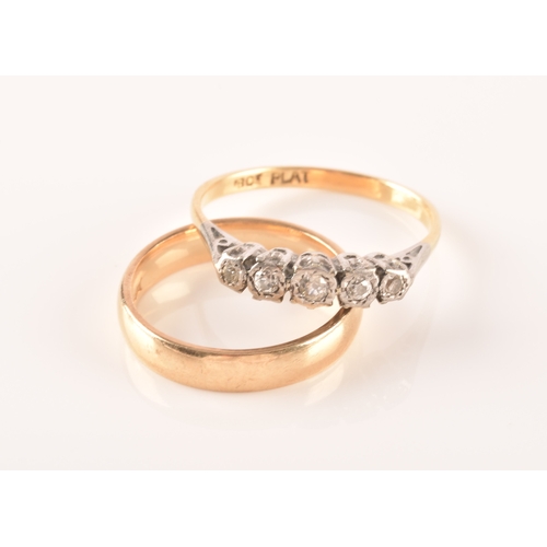 24 - An 18ct yellow gold and diamond ring, illusion-set with five mixed round-cut diamonds, size S, toget... 