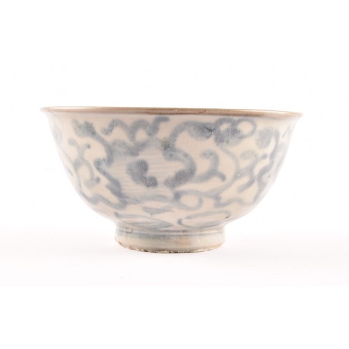 10 - A 18th century Nanking cargo tea bowl, underglaze blue decoration, 13.5cm, and a Nanking cargo plate... 