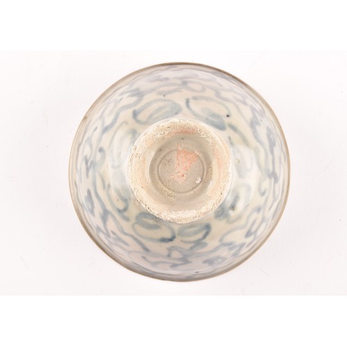 10 - A 18th century Nanking cargo tea bowl, underglaze blue decoration, 13.5cm, and a Nanking cargo plate... 