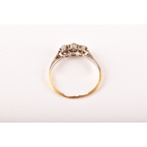 97 - A group of gold jewellery, to include a 18ct yellow gold and platinum ring featuring one round cut d... 