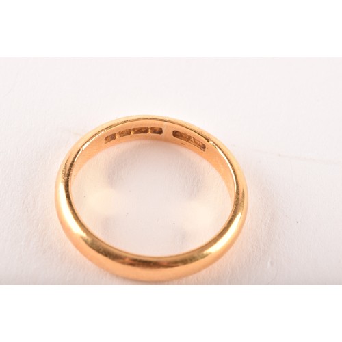 77 - A 22ct yellow gold wedding band, full hallmarks for Birmingham 1933 by EWP, size P 1/2, 6.1 grams.