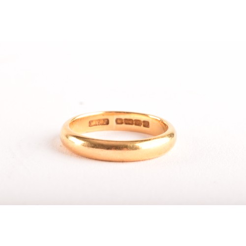 77 - A 22ct yellow gold wedding band, full hallmarks for Birmingham 1933 by EWP, size P 1/2, 6.1 grams.