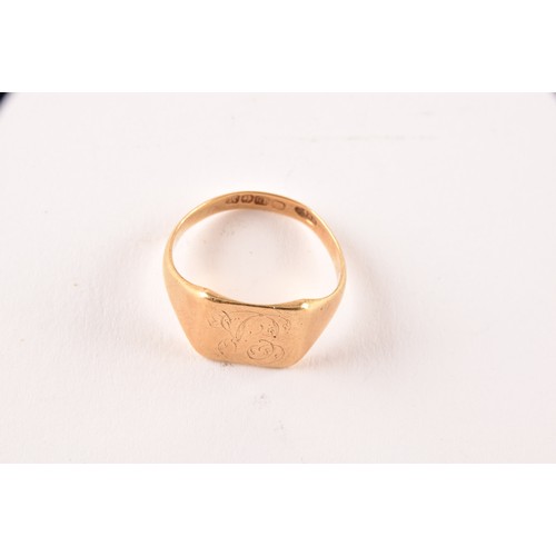 101 - A 18ct yellow gold signet ring, with full hallmarks for Birmingham 1936 by H Huntley & Sons, ini... 