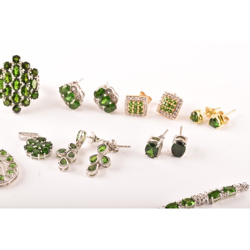 104 - A group of silver and chrome diopside jewellery, including a silver and chrome diopside drop pendant... 