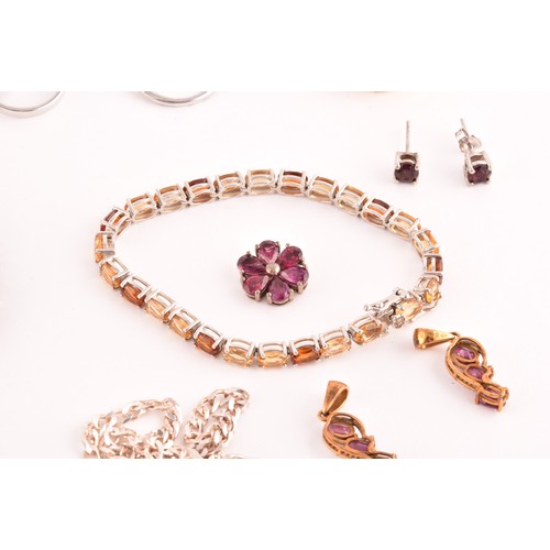 115 - A group of silver and gem set jewellery, to include a silver gilt and orange citrine line bracelet, ... 