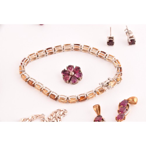 115 - A group of silver and gem set jewellery, to include a silver gilt and orange citrine line bracelet, ... 