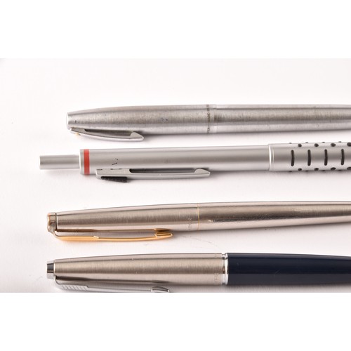 165 - A collection of vintage fountain and ballpoint pens, including Parketr, Sheaffer and others. (28)