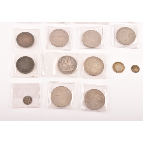 81 - A collection of George V and later silver circulated coinage, including shillings and six pence, tog... 