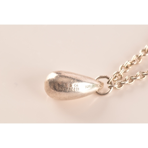 31 - Tiffany & Co. A group of Perreti design jewellery, to include a silver teardrop bean chain brace... 