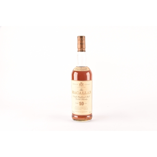 321 - A bottle of 10 year old Macallan single highland malt scotch whisky, 75cl.