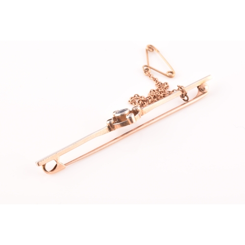 43 - A 15ct rose gold bar brooch, set with a round old cut sapphire and four round eight cut diamonds, wi... 