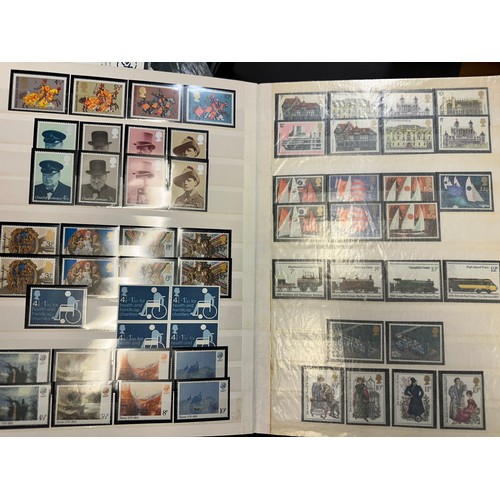 267 - GB Stamps. A large collection of stamps mostly unmounted in albums, many mint, including 1840-1981, ... 