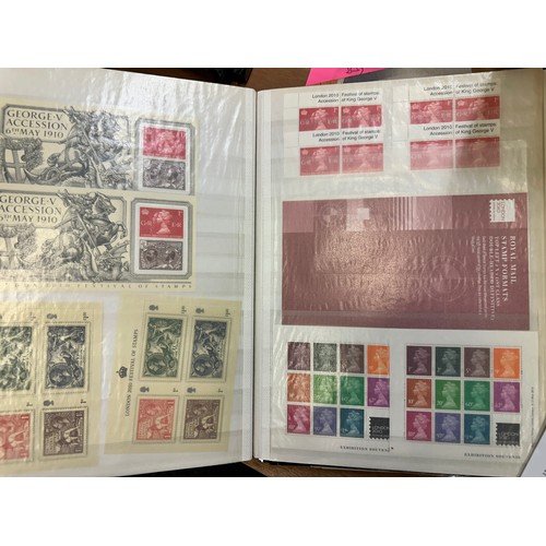 267 - GB Stamps. A large collection of stamps mostly unmounted in albums, many mint, including 1840-1981, ... 