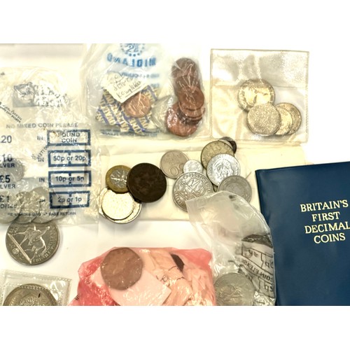 85 - A collection of circulated coinage, including Victorian and later coins, a silver Alderney Five poun... 