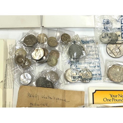 85 - A collection of circulated coinage, including Victorian and later coins, a silver Alderney Five poun... 