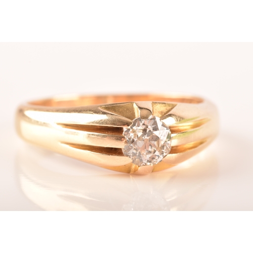 103 - A 18ct yellow gold belcher ring set to centre with a round old cut diamond with an approximate weigh... 