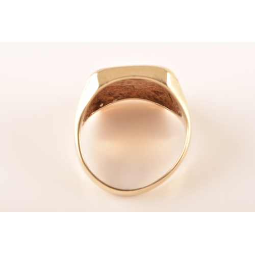 104 - A 9ct yellow gold signet ring, engraved with initials, textured detail, size M.