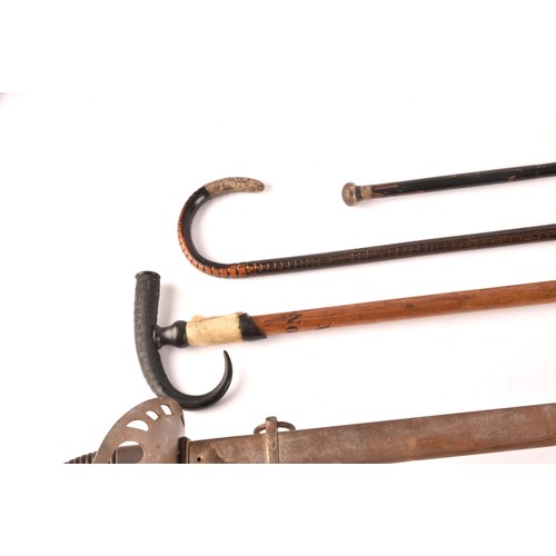 358 - A late 19th century French cavalry sword, marked Manufacture d`Armes de Chatellerault JH (steel supp... 