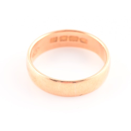 118 - A 22ct yellow gold wedding band, hallmarked for London 1902 by 'JWH', size M, 4.5mm width, 4.3 grams... 