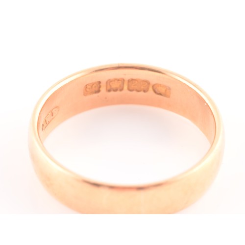 118 - A 22ct yellow gold wedding band, hallmarked for London 1902 by 'JWH', size M, 4.5mm width, 4.3 grams... 