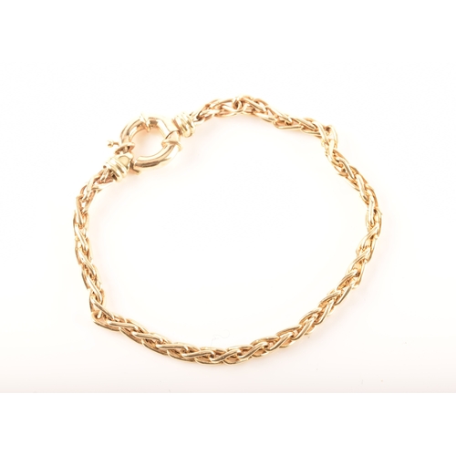 22 - A 14ct yellow gold fancy link bracelet, 20cm long.