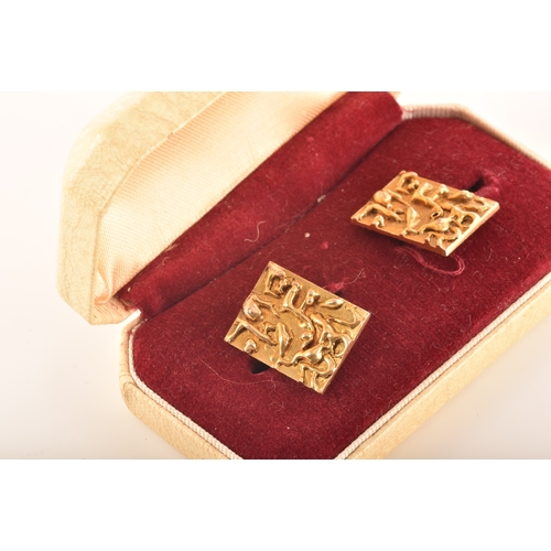 11 - A pair of 9ct gold cufflinks, in original Bentalls box, hallmarked for London 1969, rectangular plaq... 