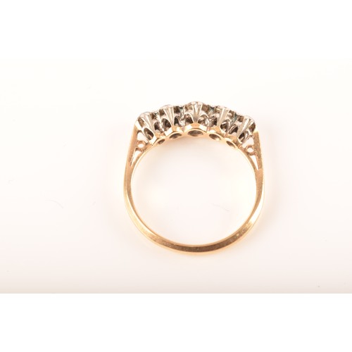 59 - A Victorian 18ct gold and diamond five stone ring, set with five graduating round old cut diamonds, ... 