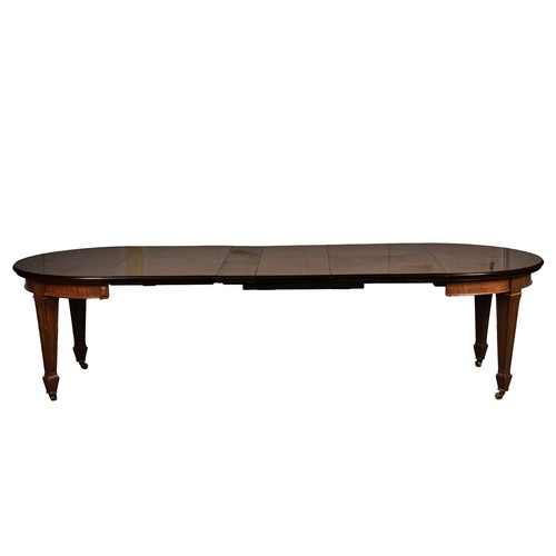 386 - A large early 20th century mahogany extending dining table, 3m wide, 1.2m deep, 64cm high full exten... 