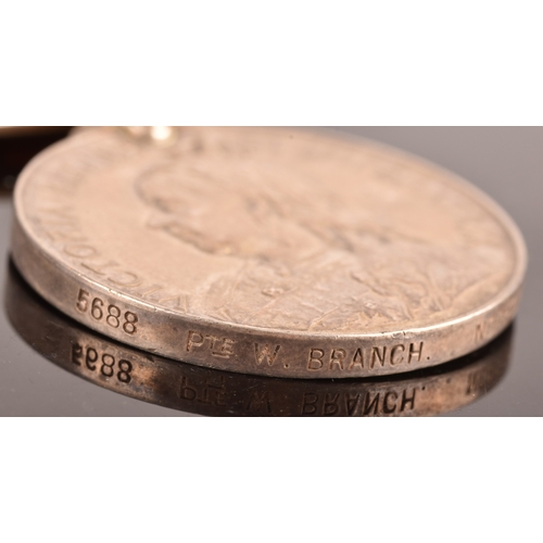 79 - A Boer War Queen’s South Africa QSA medal with 2 clasps Transvaal, South Africa 1902 awarded to: 568... 