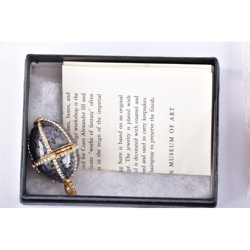 38 - An amber pendant with a yellow gold bale, a pair of 9ct yellow gold pearl screw back earrings, toget... 