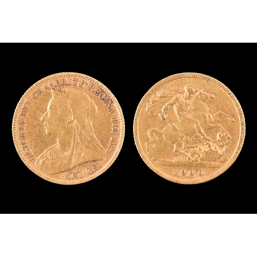 102 - A Queen Victoria 1900 half gold sovereign, 4 grams.