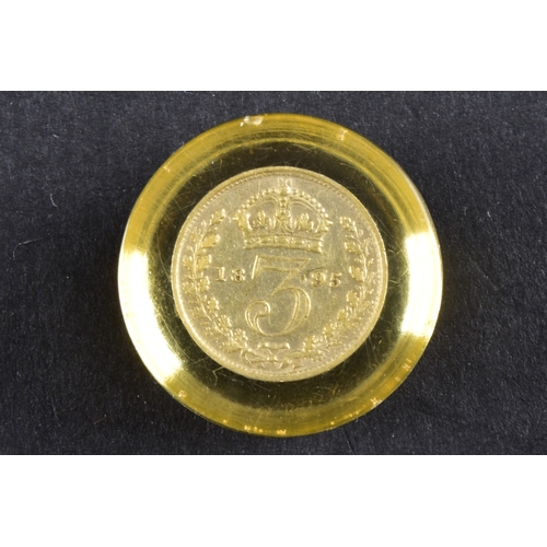 106 - A large collection of pre 1947 silver GB coins includding Half Crowns, Florins, three pence coins, a... 