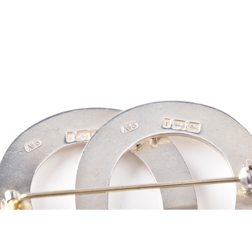 198 - A small group of silver, including a Victorian silver inkwell, hallmarked for London 1898 by Sampson... 