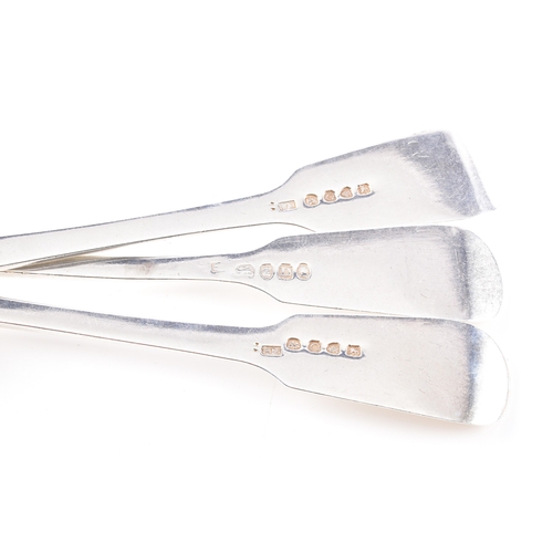 205 - A set of six George III silver dinner forks, fiddle pattern, hallmarked for London 1798-1799 by Rich... 