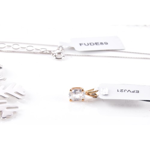 42 - A 9ct yellow gold Ratanakiri zircon pendant, together with a collection of silver gem set and plain ... 