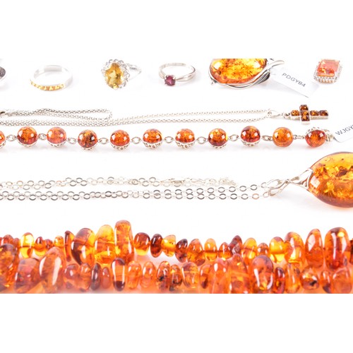 45 - A collection silver gem set jewellery, including a Baltic amber bracelet, two rings (both size P), c... 