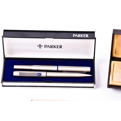 27 - A collection of vintage fountain pens, ballpoint pens and propelling pencils, including Parker, Shea... 