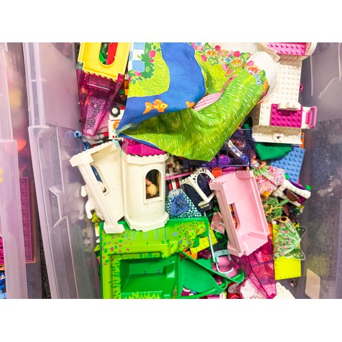 26 - A large collection of assorted LEGO pieces, including loose bricks, baseplates, figures, animals, bu... 