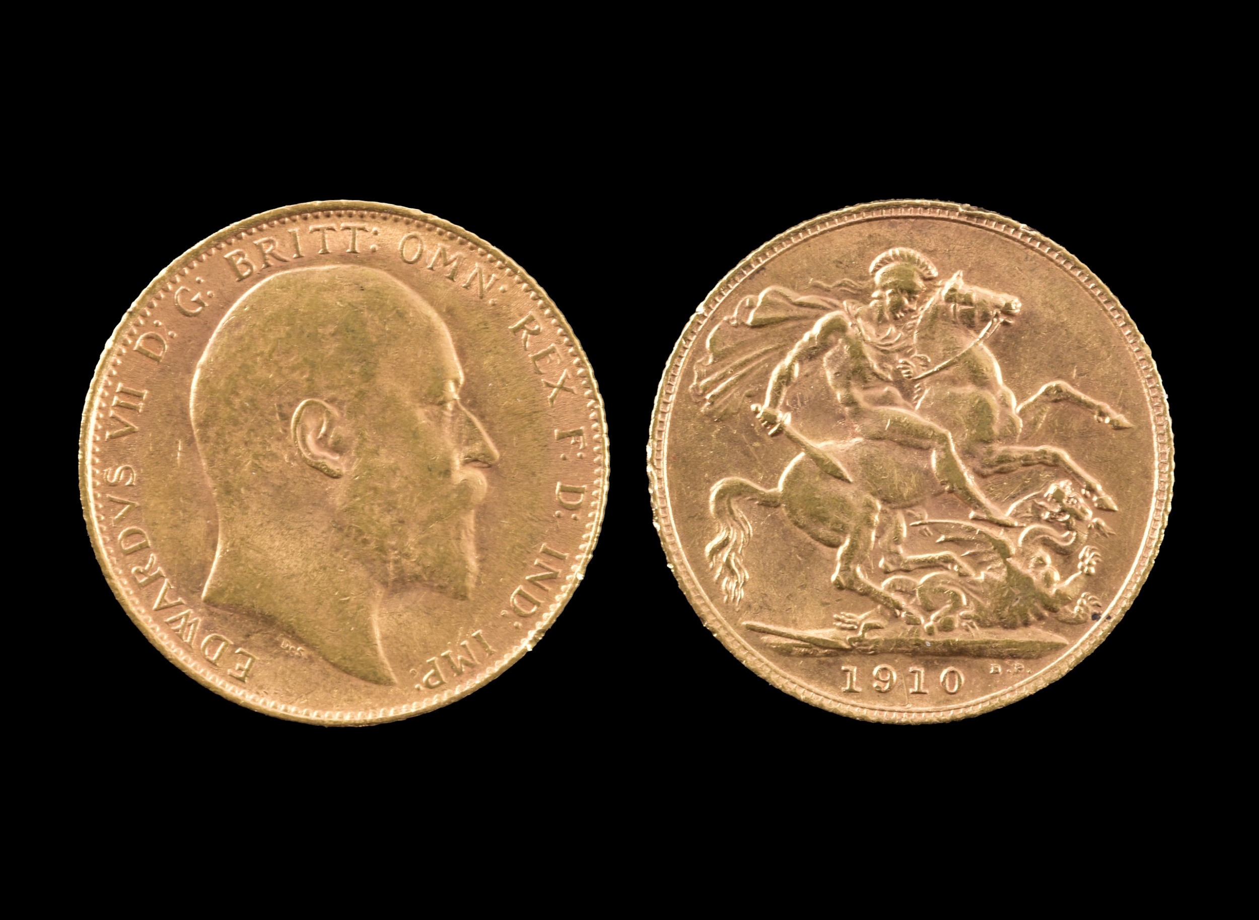 An Edward VII 1910 22ct gold full sovereign.