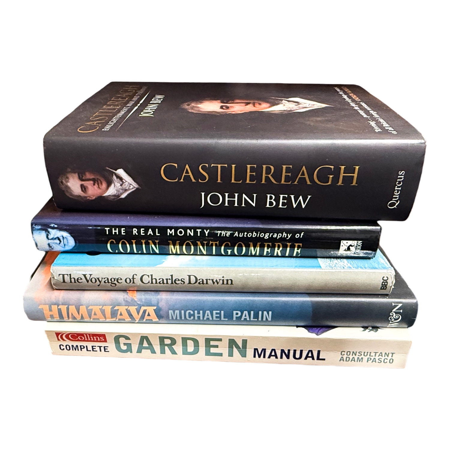COLLECTION OF ASSORTED BOOKS